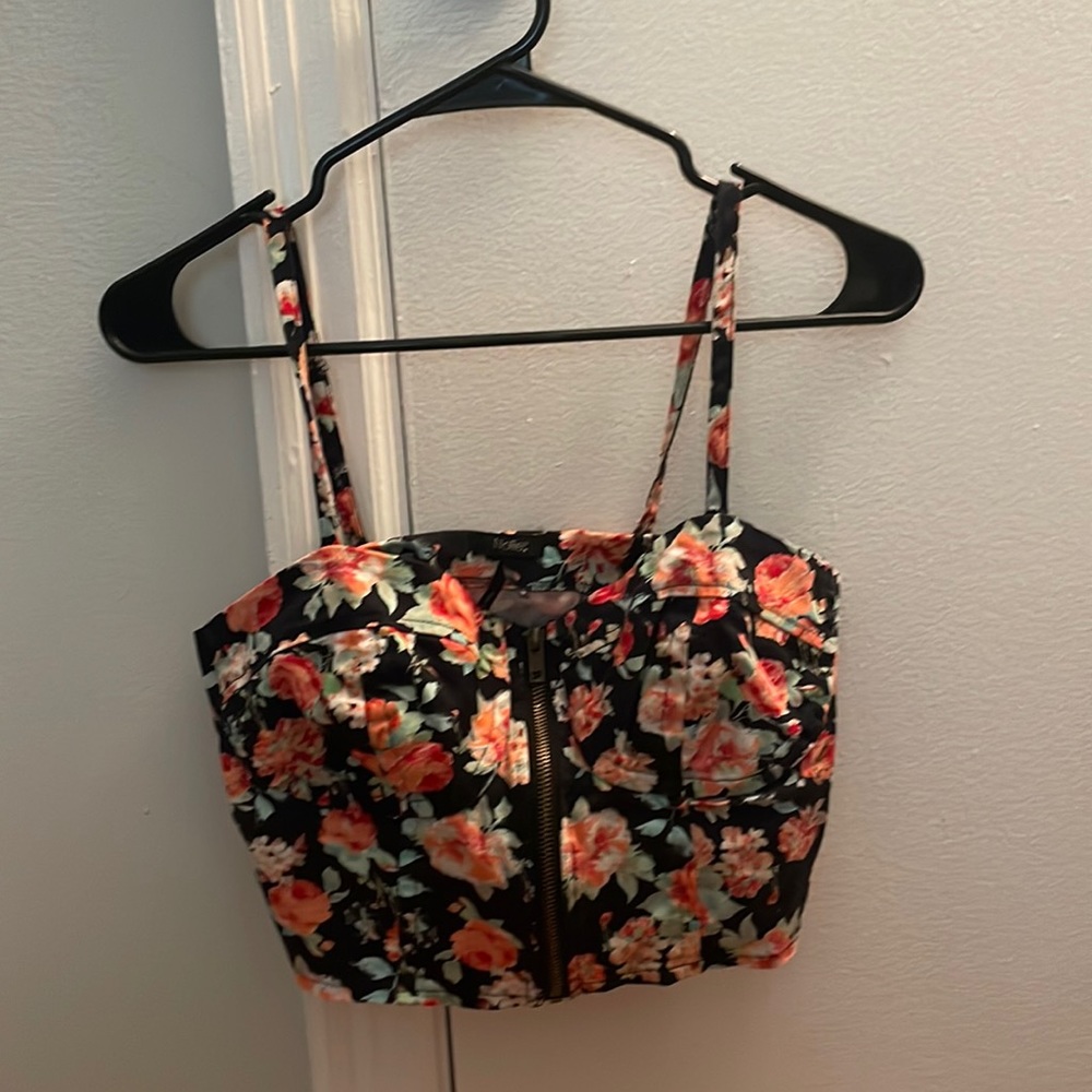 Nollie Crop Top